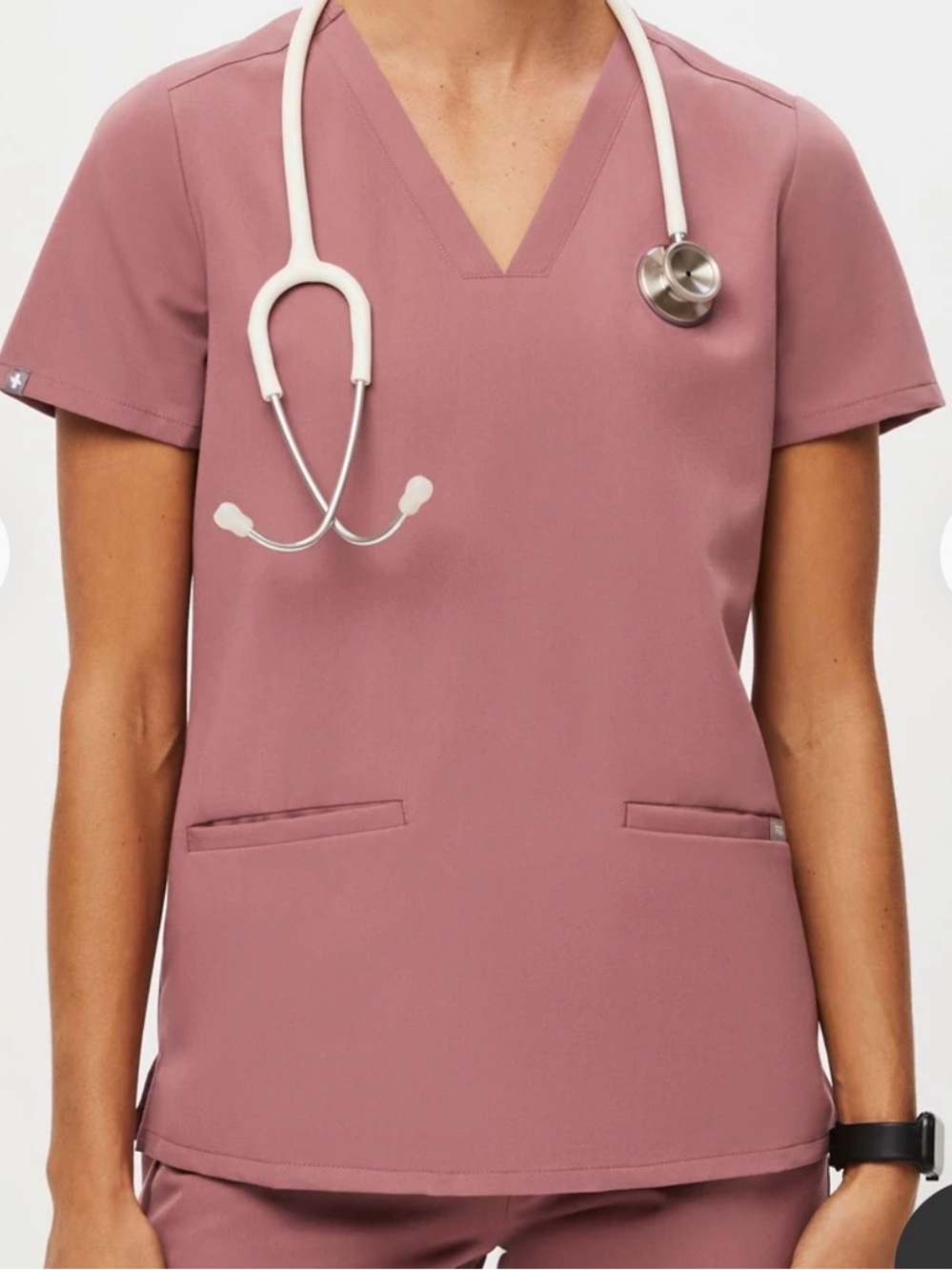 FIGS Women’s Mauve Casma Scrub Top